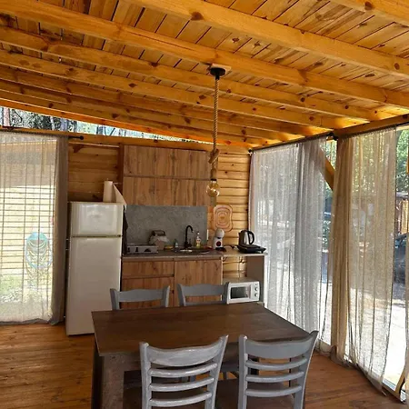 каравана рубин Kemping Csernomorec